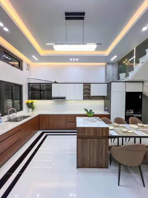 BÁN NHÀ 1 TRỆT 3 LẦU, ĐƯỜNG D14,KDC HỒNG LOAN 6A, CẦN THƠ 