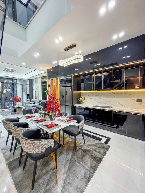  BÁN NHÀ  1 TRỆT 2 LẦU  FULL NỘI THẤT, ĐƯỜNG D15, KDC HỒNG LOAN ,CÁI RĂNG , TP CẦN THƠ