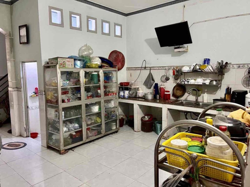  BÁN NHÀ  1TR ,2 LẦU, 5x25 ĐÔNG NAM ,KDC 586 GẦN BV HOÀN MỸ VÀ CHỢ