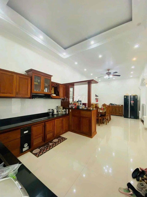 BÁN BIỆT THỰ SÂN VƯỜN, GÓC 2 MẶT TIỀN, KDC DIỆU HIỀN, PHƯỜNG PHÚ THỨ, QUẬN CÁI RĂNG