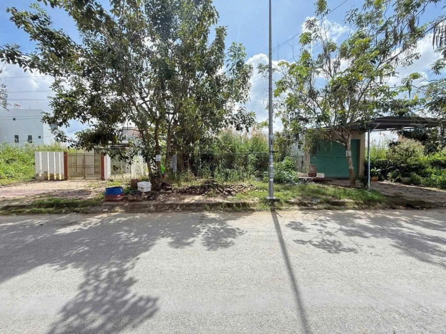 BÁN NỀN ĐẸP 120M2 GIÁ RẺ NHẤT TRỤC CHÍNH ĐƯỜNG A1 KDC PHÚ AN - P. HƯNG PHÚ - TP. CẦN THƠ (3,1 TỶ)